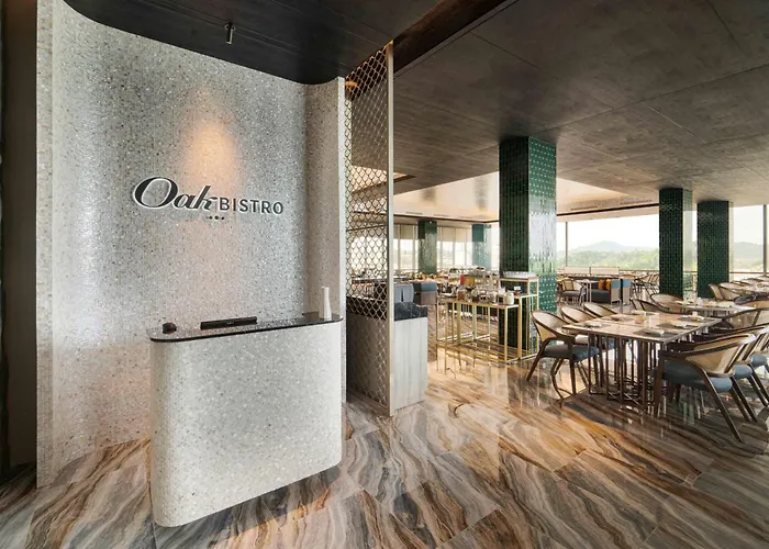 Oakwood Hotel & Apartments Grand Batam